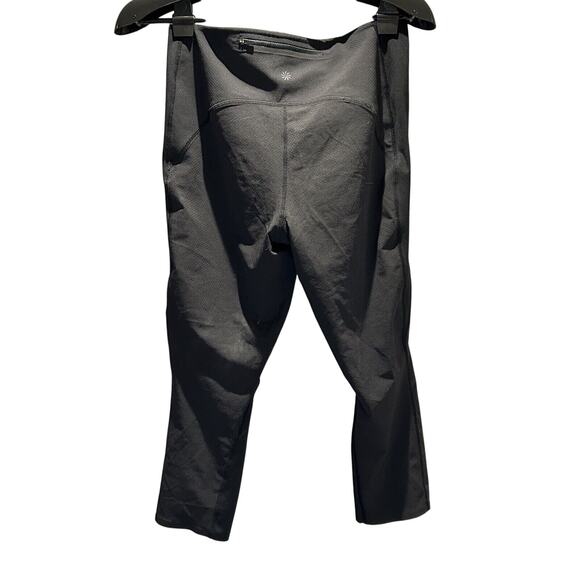 Women's size Medium Athleta Black Cropped Leggings - Picture 2 of 5